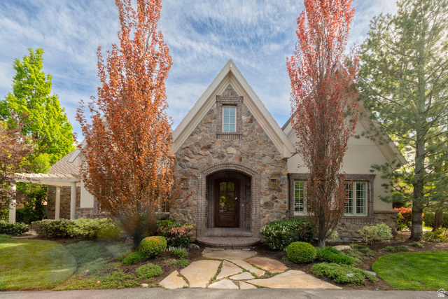 2620 E Casto Ln
                     MLS #2143694