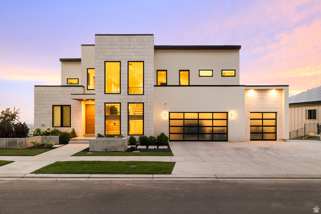 343 W Bay Dr
                     MLS #2143724