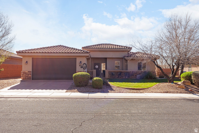 918 N Ocotillo Dr
                     MLS #2143814