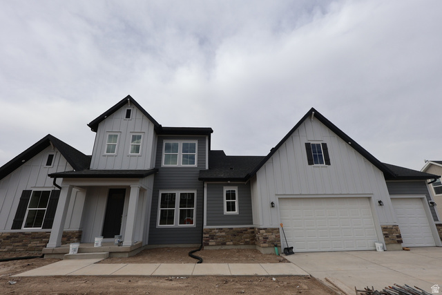 1208 W Mahogany St
                     MLS #2143829