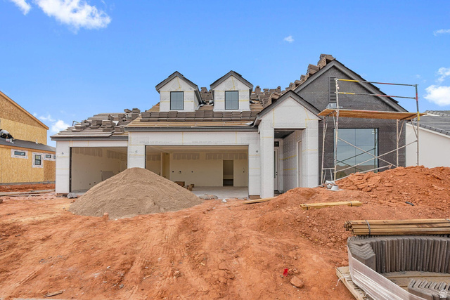 2401  Patricia Dr
                     MLS #2143934