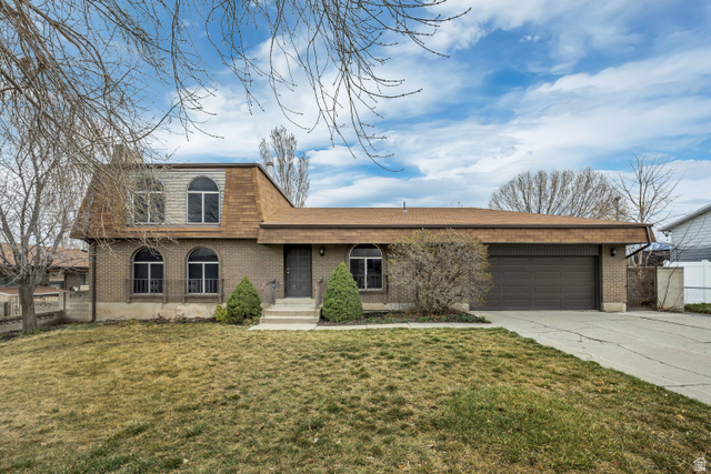 5731 S Blake Dr
                     MLS #2144429