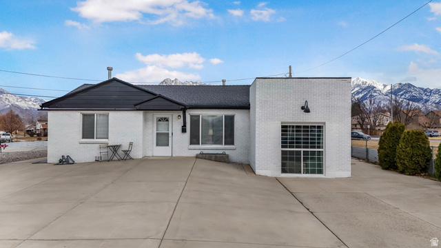 5769 S HILLSIDE DR, Murray UT 84107