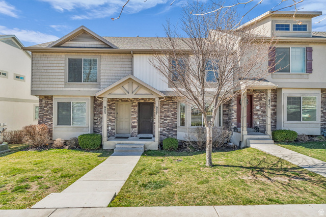 927 N Independence Ave
                     MLS #2144736