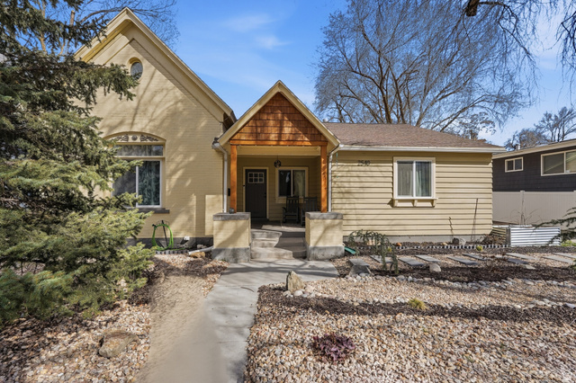 2540  Orchard Ave
                     MLS #2144800