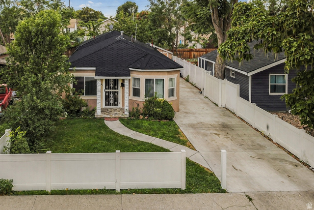 45 W Crystal Ave
                     MLS #2144915