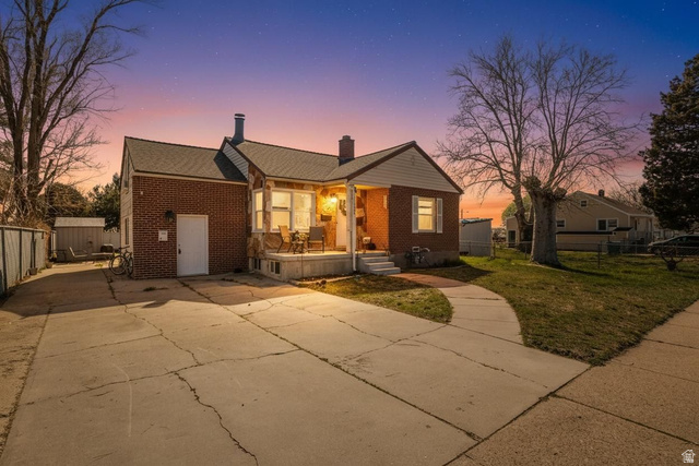 732 E 1000 S
                     MLS #2144967