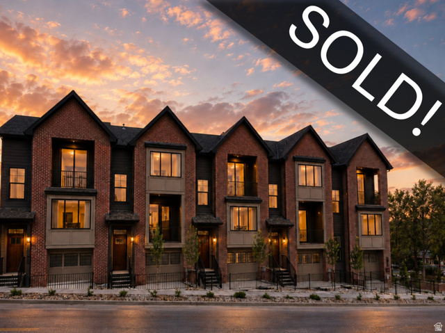 868 E Brookshade Ln #103
                     MLS #2144990