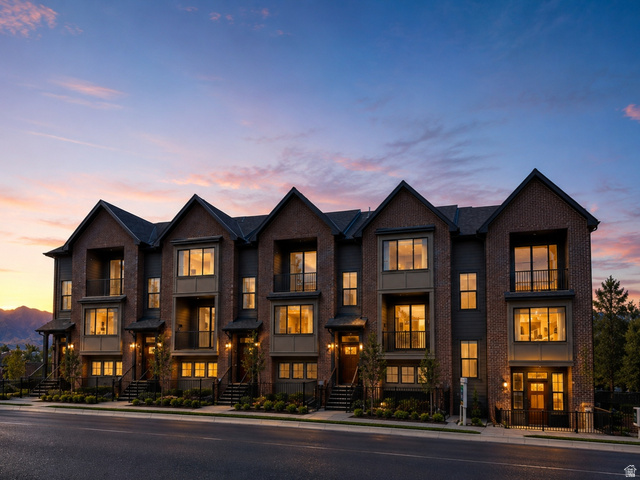 868 E Brookshade Ln #103
                     MLS #2144990