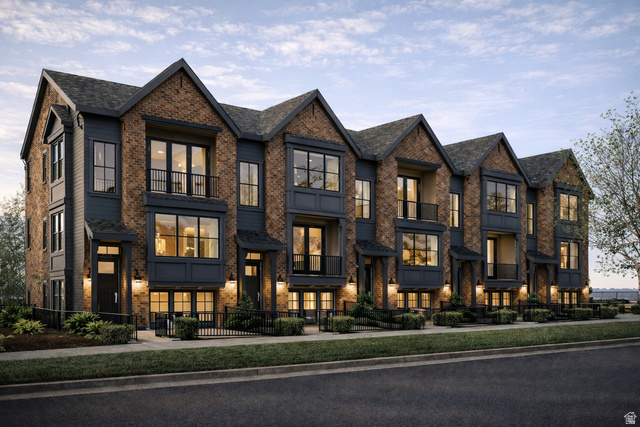 866 E Brookshade Ln #104
                     MLS #2145044