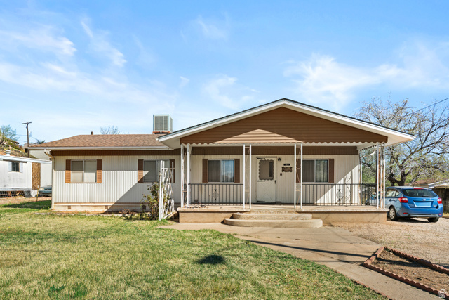 Main photo for 49 E 600 N