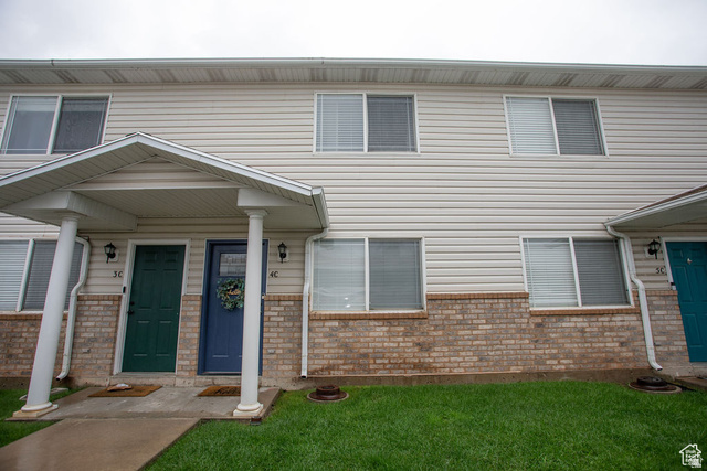 422 E 2050 N #4C, North Ogden UT 84414