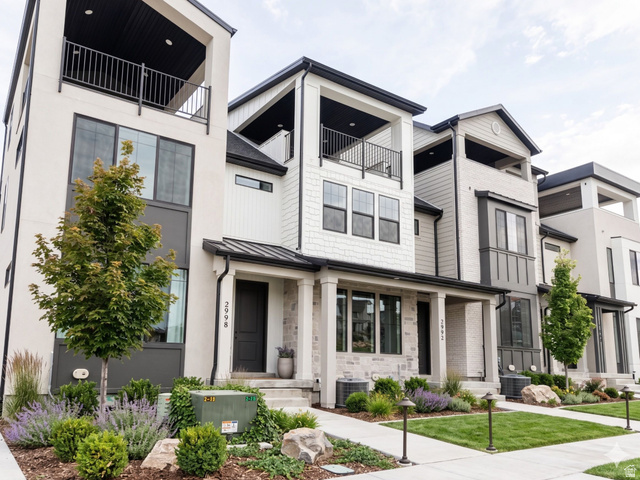 2992 W Windscape Dr #7
                     MLS #2145218