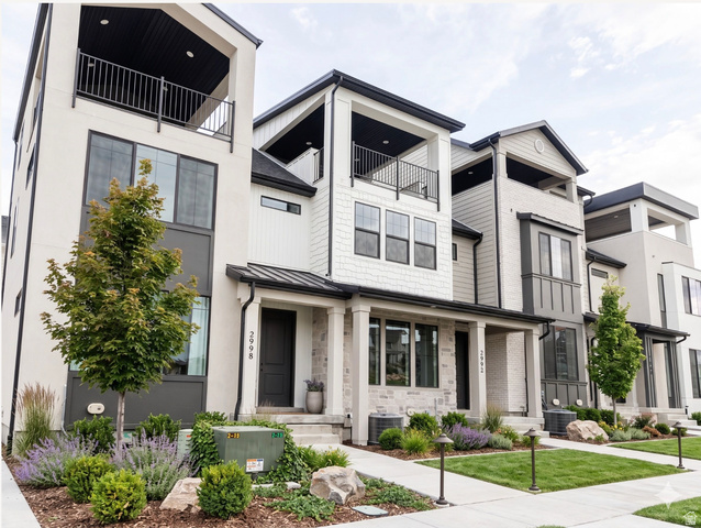 2986 W Windscape Dr
                     MLS #2145223