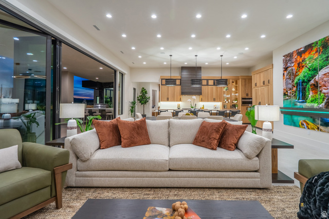 5657 W Scattered Stars Way
                     MLS #2145299