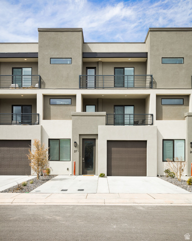 1143 S Gap Canyon Pkwy #27
                     MLS #2145362