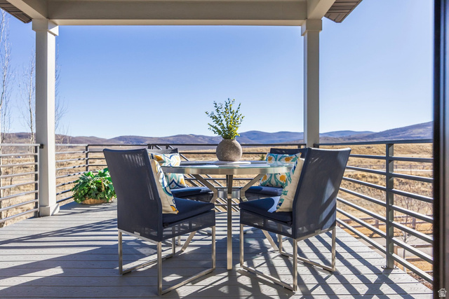 2602  Piper Way
                     MLS #2145448