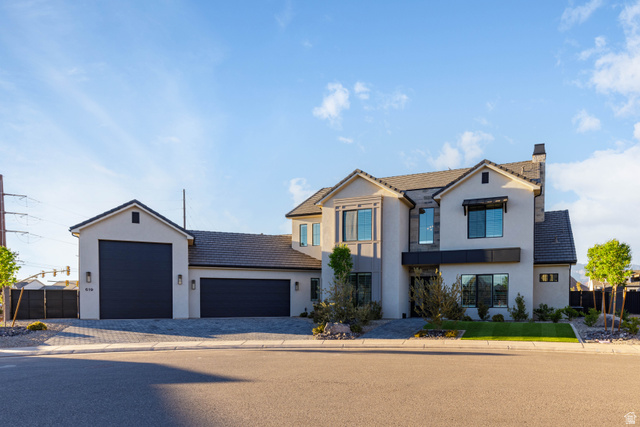 619 E Royal Dr
                     MLS #2145547