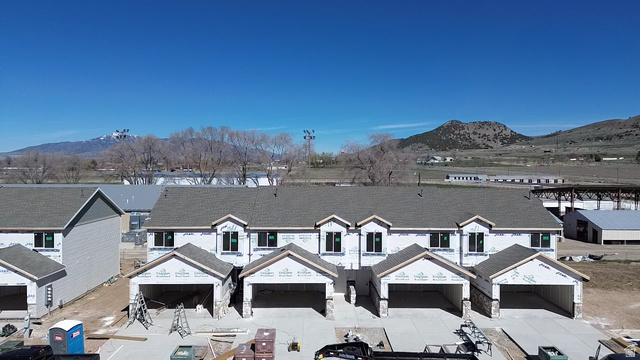 68 CEDAR LN, Malad City ID 83252