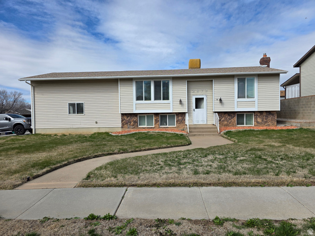 2872 W 5000 S, Roy UT 84067