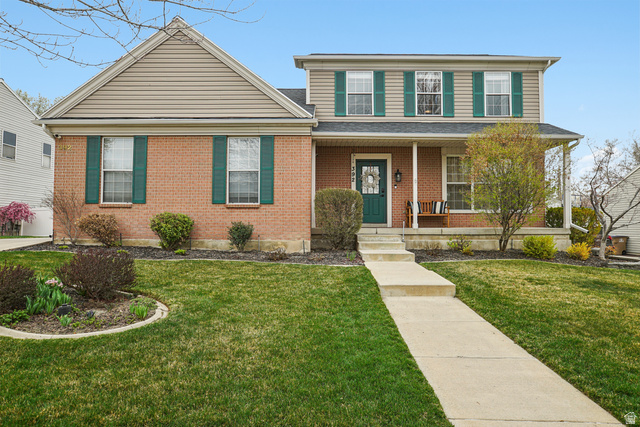 392  Cranberry Hill Dr
                     MLS #2146018