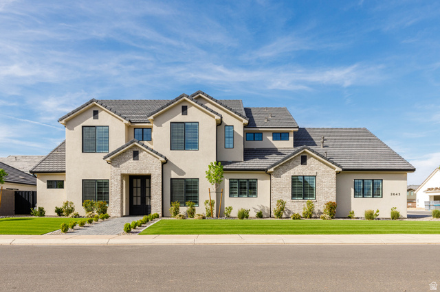 2643 E Moorland Dr
                     MLS #2146028