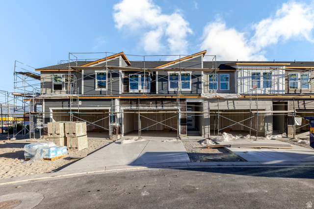 1733 W Jadeite Ln #117
                     MLS #2146029
