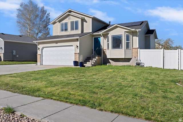 993 N WHITE PINE PNE ,Tooele UT 84074