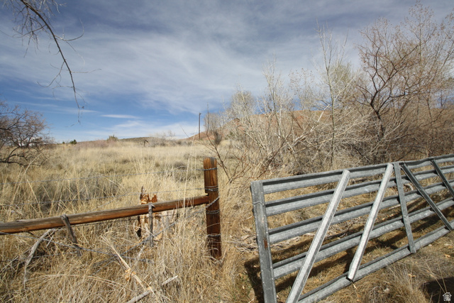 10495 E 7750 N, Lapoint UT 84039