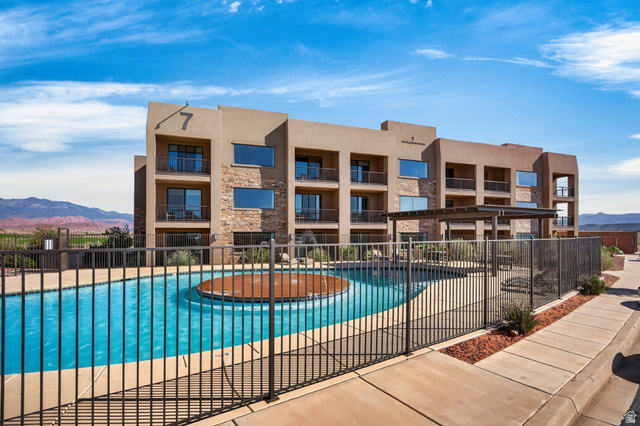 5136 W Villas Dr #7305
                     MLS #2146098