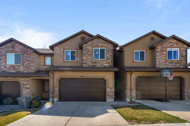 Main photo for 683 W Saratoga Chase Dr