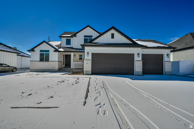 2541 N Fall Breeze Way