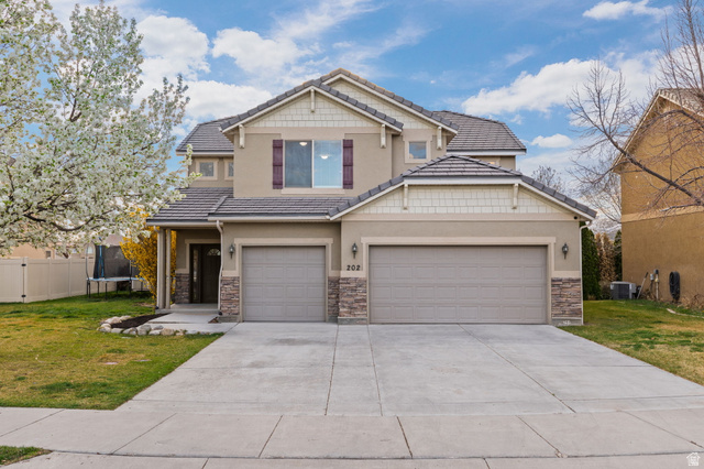 202 S 2035 W
                     MLS #2146198