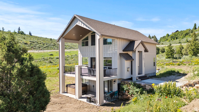 1205 S LAKEVIEW, Garden City UT 84028