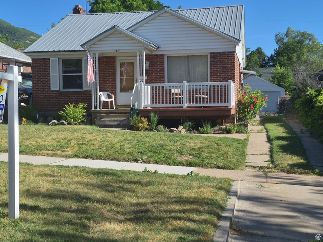 1471  26th St
                     MLS #2146721