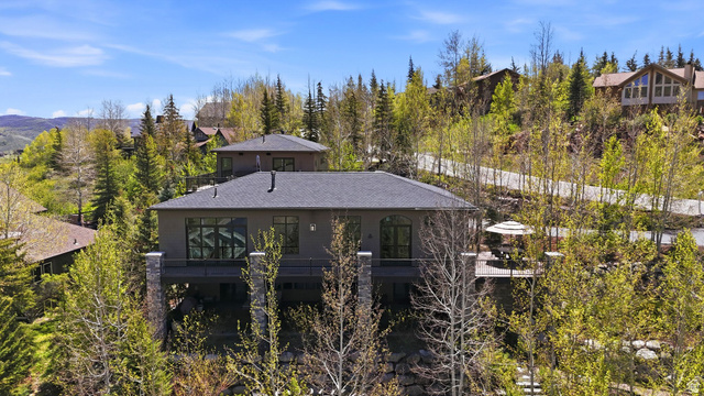 8998  Lariat Rd
                     MLS #2146807