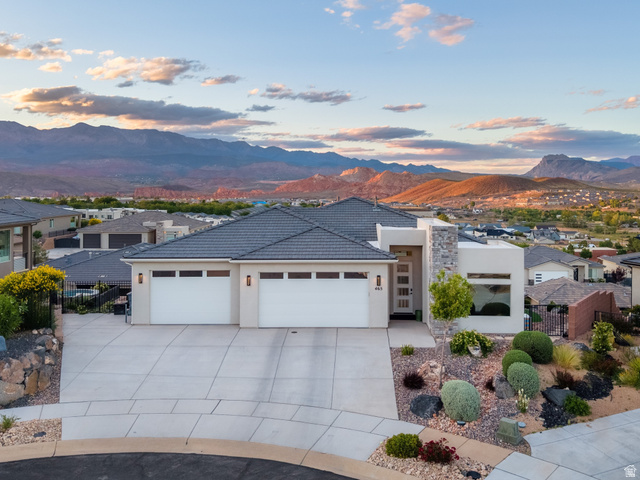 465 S Grotto
                     MLS #2147081