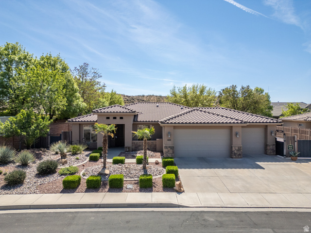 488 E 1525 S
                     MLS #2147139