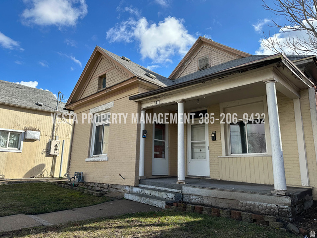 471 E 22nd St
                     MLS #2147389