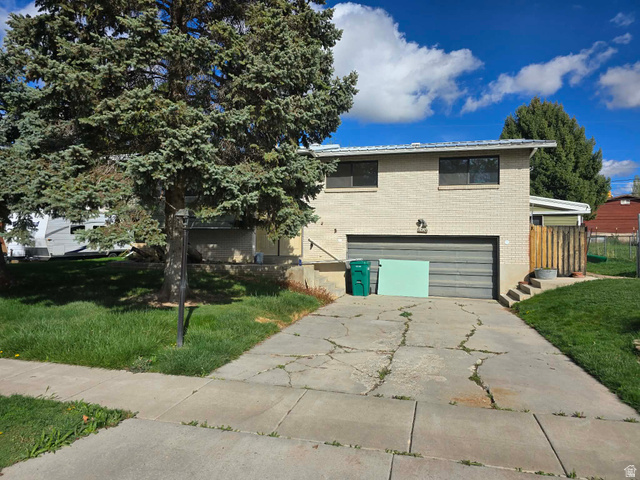 5936 S 2325 W
                     MLS #2147442