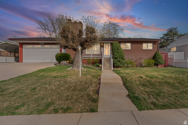 1885  Spring Creek Dr
                     MLS #2147557