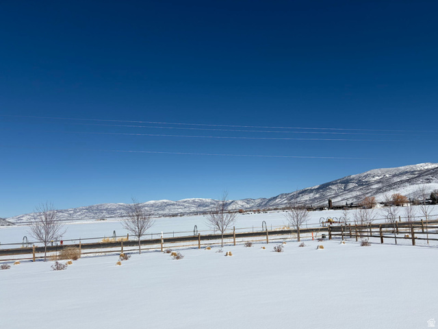 943  Hart Loop
                     MLS #2147640