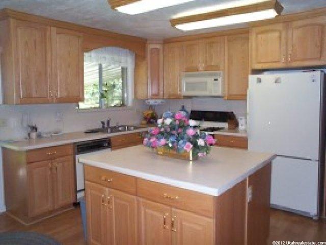 2638 Snow Mountain Dr, Sandy, UT 84093 — photo 4