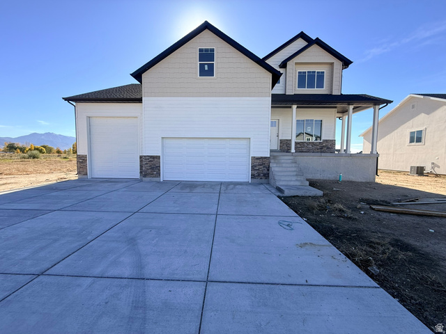 2405 W 3200 N, Farr West UT 84404