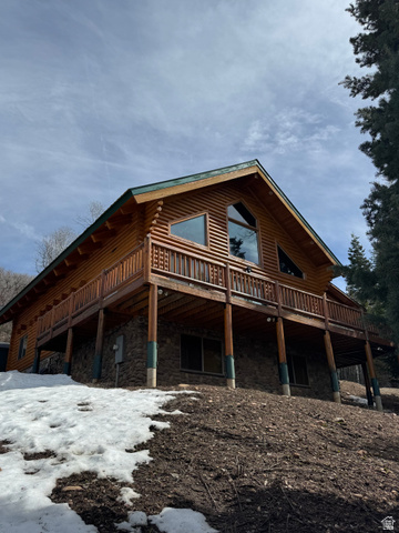 Main photo for 152 S Pine Dr #33