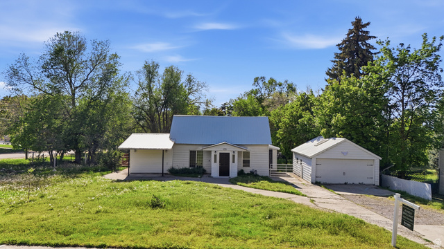 295 S Main St
                     MLS #2147908