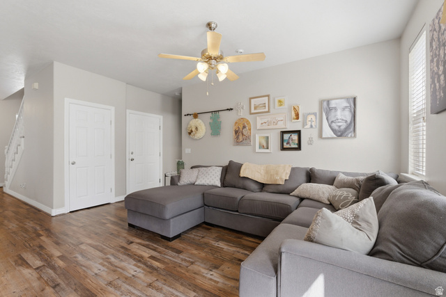 Property in Cedar Hills - View 8