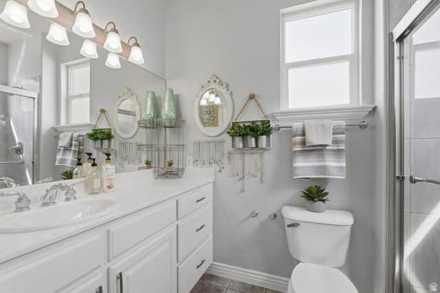 Property in Cedar Hills - View 18