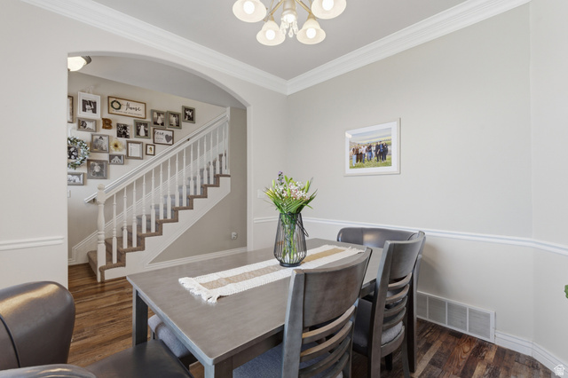 Property in Cedar Hills - View 13