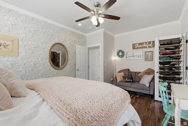 Property in Cedar Hills - View 16